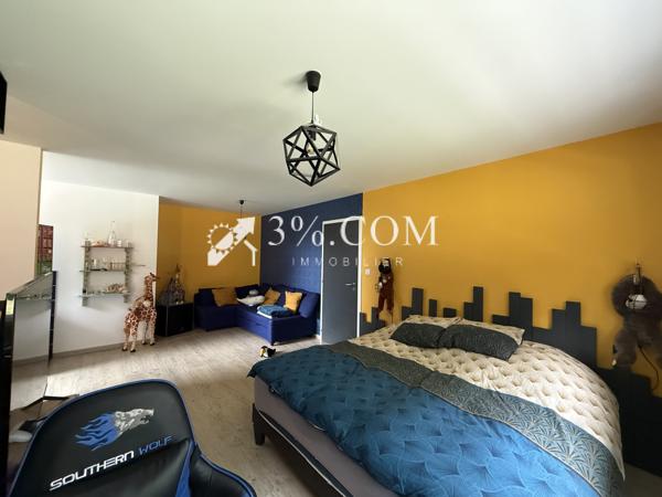 Maison
                                                                                                                                                                                                                                                                                                                        10 pièce(s)                                                                                                                                                                                                          4 chambre(s)                                                                                                                                                                                                          325  m²