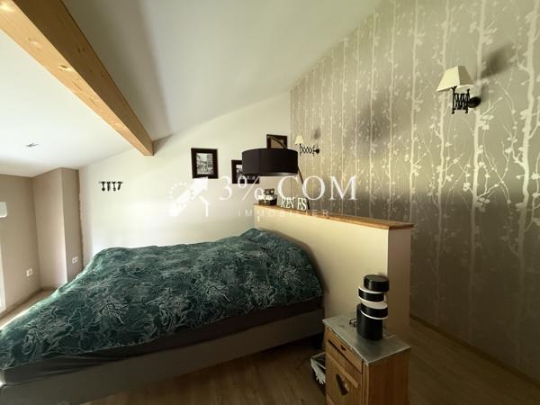 Maison
                                                                                                                                                                                                                                                                                                                        10 pièce(s)                                                                                                                                                                                                          4 chambre(s)                                                                                                                                                                                                          325  m²