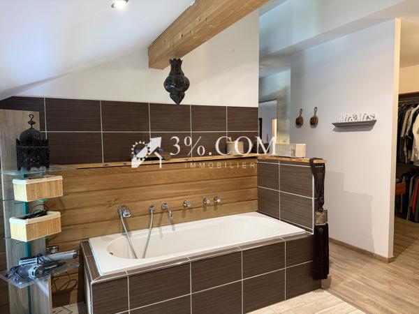 Maison
                                                                                                                                                                                                                                                                                                                        10 pièce(s)                                                                                                                                                                                                          4 chambre(s)                                                                                                                                                                                                          325  m²