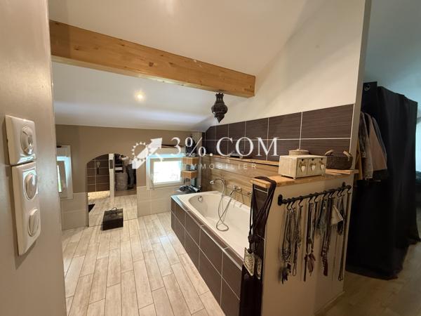 Maison
                                                                                                                                                                                                                                                                                                                        10 pièce(s)                                                                                                                                                                                                          4 chambre(s)                                                                                                                                                                                                          325  m²