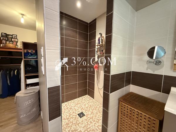 Maison
                                                                                                                                                                                                                                                                                                                        10 pièce(s)                                                                                                                                                                                                          4 chambre(s)                                                                                                                                                                                                          325  m²