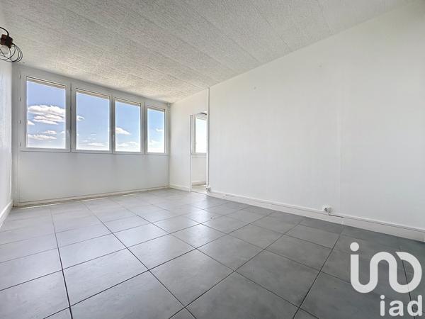 Appartement 2 pièces de 41 m² à Orly (94310)