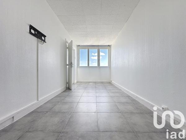 Appartement 2 pièces de 41 m² à Orly (94310)