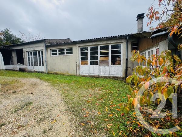 Maison à vendre  2 pièces - 150 m2 SOYAUX - 16