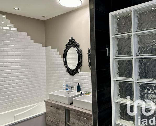 Appartement à vendre 3 pièces 154 m² Dole