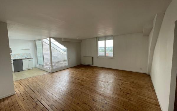 Appartement à louer    2 pièces • 52 m2 Saint-Junien
