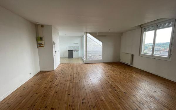Appartement à louer    2 pièces • 52 m2 Saint-Junien