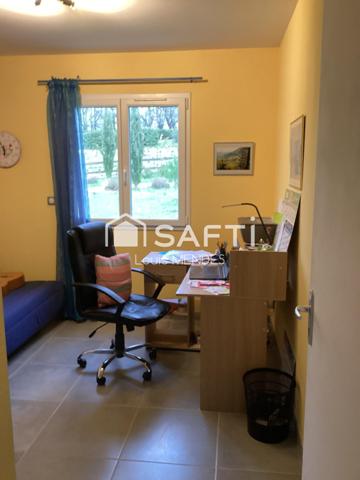 MAISON DE 130 M², TERRAIN DE 3984 m² ENDROIT TRES CALME