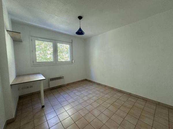 Appartement 1 pièce                                        - 38000 Grenoble Réf : 5300