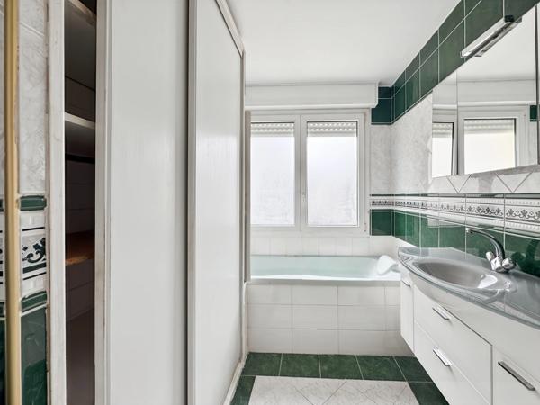 ANGERS SECTEUR GARE – LÉTANDUÈRE – MAISON 150 M² – TERRASSES – GARAGE – FORT POTENTIEL