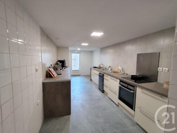 Maison à vendre  4 pièces - 122,70 m2 LA CHATRE - 36