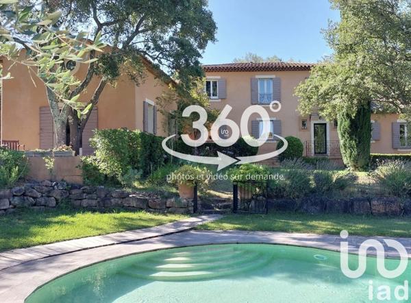 Maison à vendre 11 pièces 285 m² Cuers