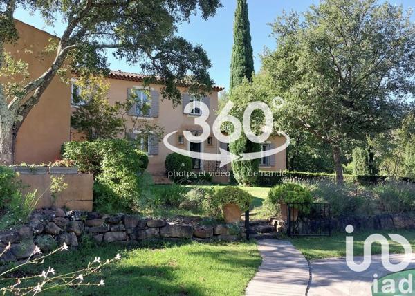 Maison à vendre 11 pièces 285 m² Cuers