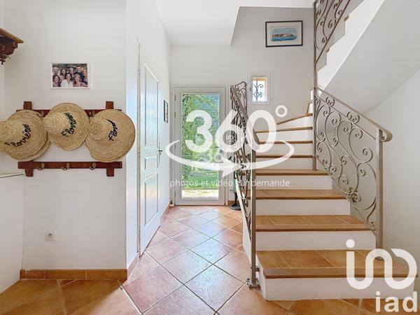 Maison à vendre 11 pièces 285 m² Cuers