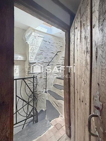 Une maison d’exception de 1589, au cœur du quartier historique