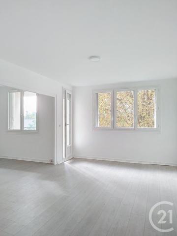 Appartement F4 à vendre  4 pièces - 70,80 m2 ST MICHEL SUR ORGE - 91