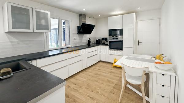 Vente Maison192,3 m² - 7 Pièces - GRETZ ARMAINVILLIERS (77220)