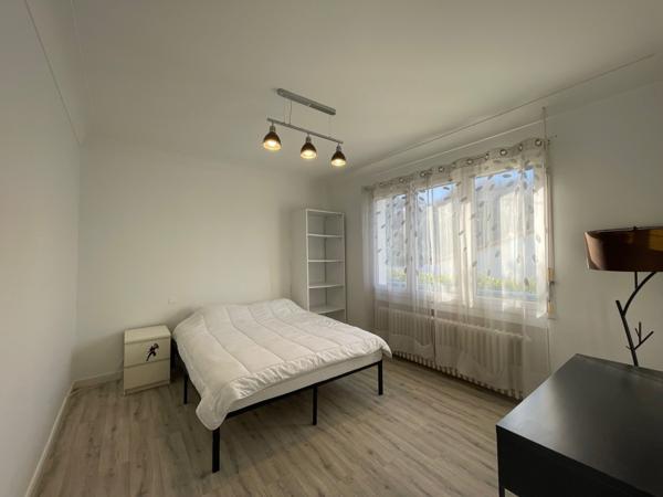 Maison 8 pièce(s) 6 chambre(s) 210 m²