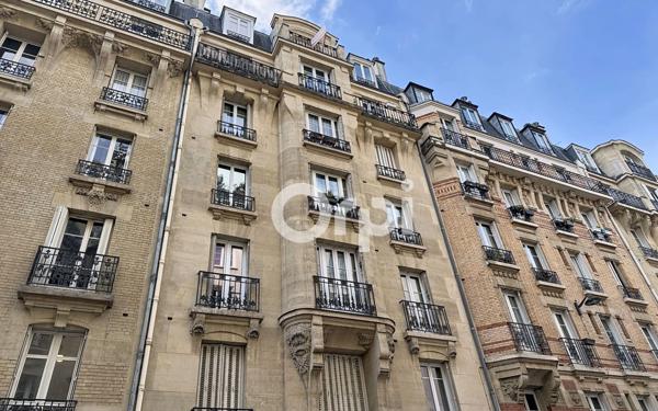 Appartement à vendre    1 pièce • 21,45 m2 Paris 15