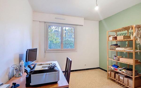 Appartement à vendre    3 pièces • 61,60 m2 Toulon