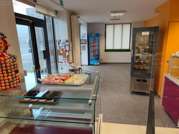 Fonds de commerce à vendre à Charbonnières-les-Varennes dans le Puy-de-Dôme (63410), ref : 13352/452