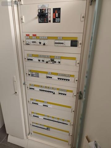 Fonds de commerce à vendre à Charbonnières-les-Varennes dans le Puy-de-Dôme (63410), ref : 13352/452