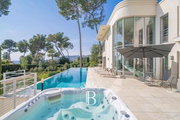 Antibes, Villa 7 Chambres -  416 m² à vendre