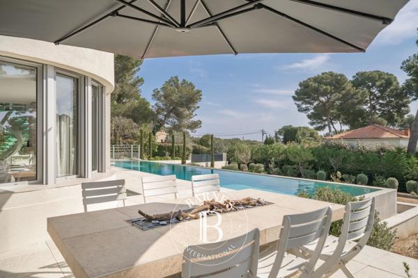 Antibes, Villa 7 Chambres -  416 m² à vendre