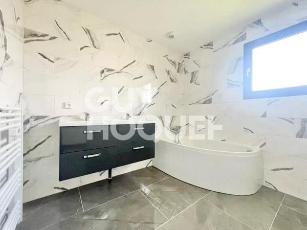 Maison neuve de standing à vendre à Orthez