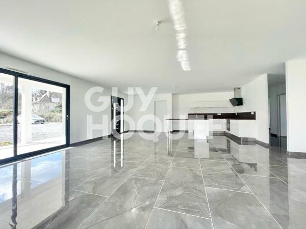 Maison neuve de standing à vendre à Orthez