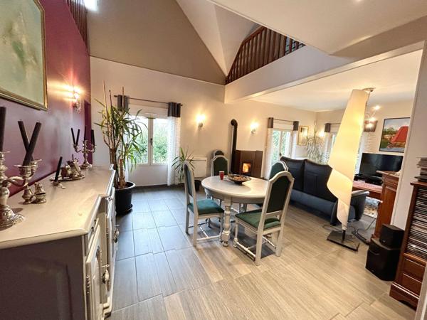 Maison à ROMORANTIN-LANTHENAY, 41200 - 8 pièces 216m²