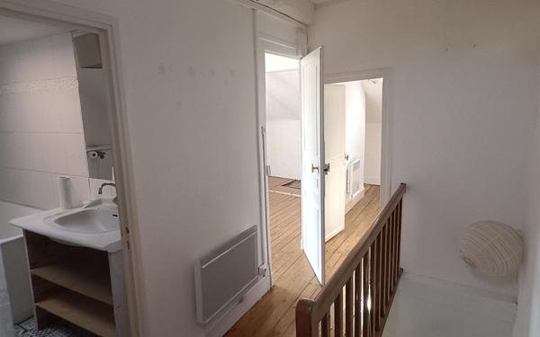 Maison à vendre    3 pièces •  Chinon