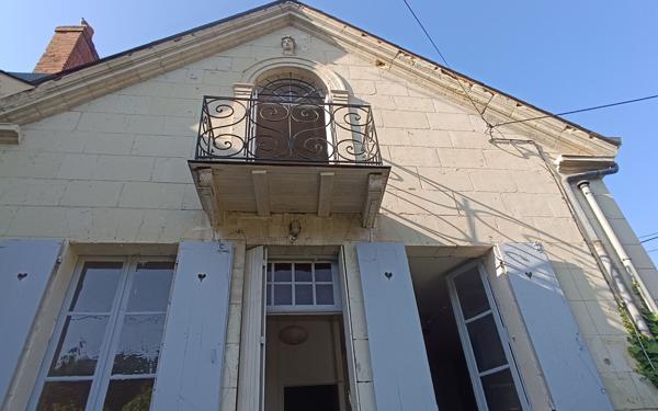 Maison à vendre    3 pièces •  Chinon