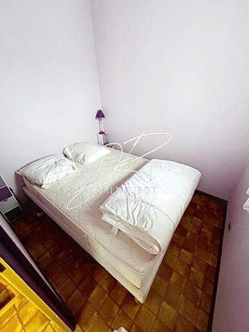 Maison T2 mezzanine 28 m² terrasse parking