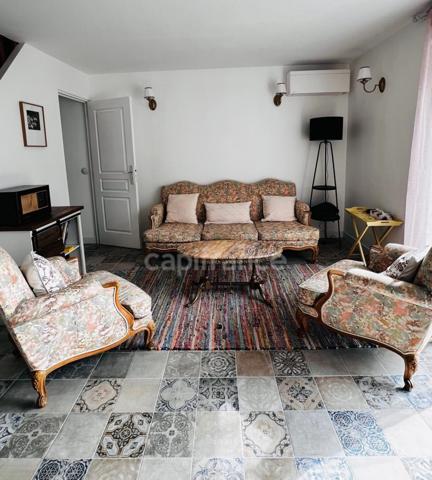 Propriété de 3 maisons dans un cadre bucolique avec plus de 3 hectares - à 20min de LA ROCHELLE