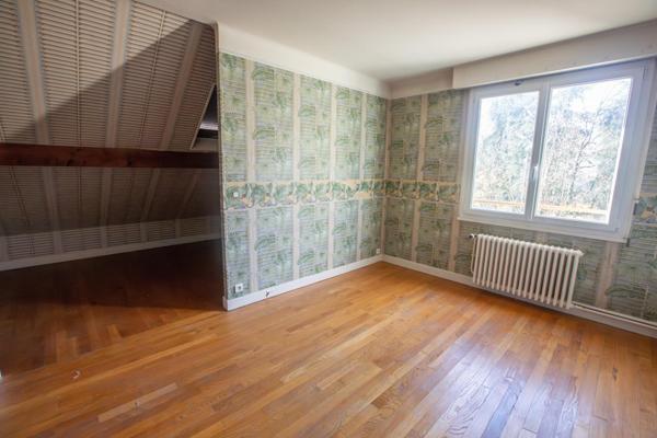 SUPERBE MAISON FAMILIALE