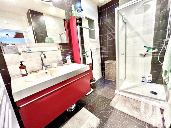 Maison à vendre 7 pièces 213 m² Fouchères