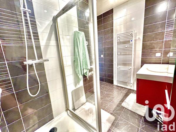 Maison à vendre 7 pièces 213 m² Fouchères