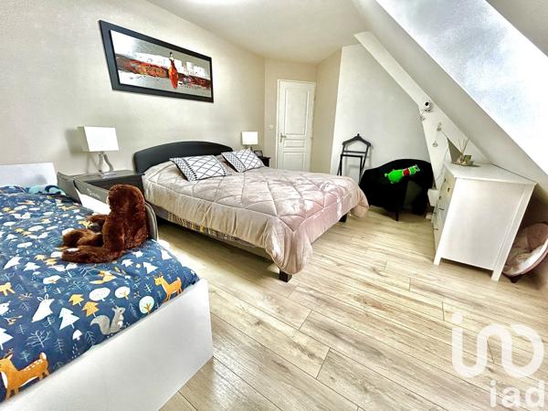 Maison à vendre 7 pièces 213 m² Fouchères