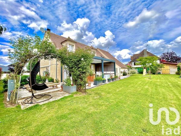 Maison à vendre 7 pièces 213 m² Fouchères