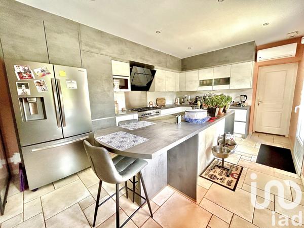 Maison à vendre 7 pièces 213 m² Fouchères