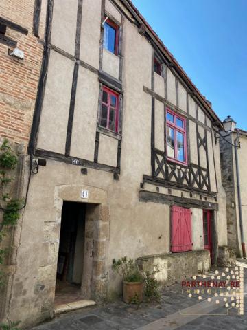 Maison de ville dans le quartier historique