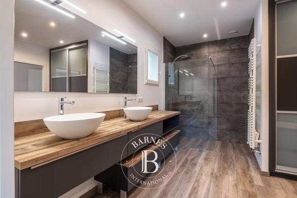 Écully, Maison 4 Chambres -  284 m² à vendre