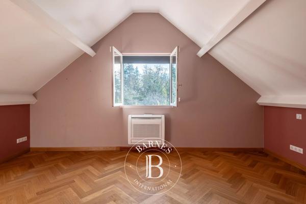 Écully, Maison 4 Chambres -  284 m² à vendre