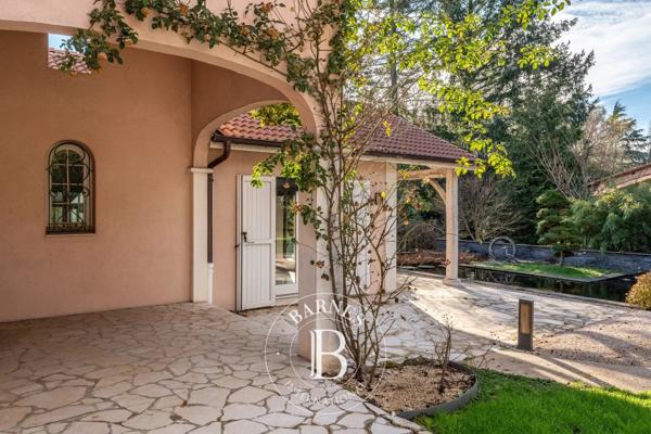 Écully, Maison 4 Chambres -  284 m² à vendre