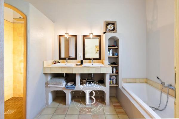 Ahetze, Maison 4 Chambres -  150 m² à vendre