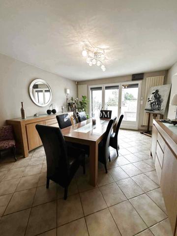 Maison 6 pièce(s) 4 chambre(s) 196 m²