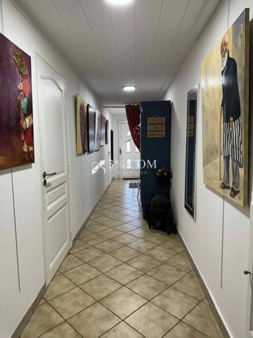 Maison 6 pièce(s) 4 chambre(s) 196 m²