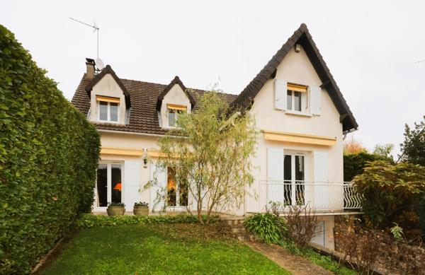 Belle maison traditionnelle secteur idéal