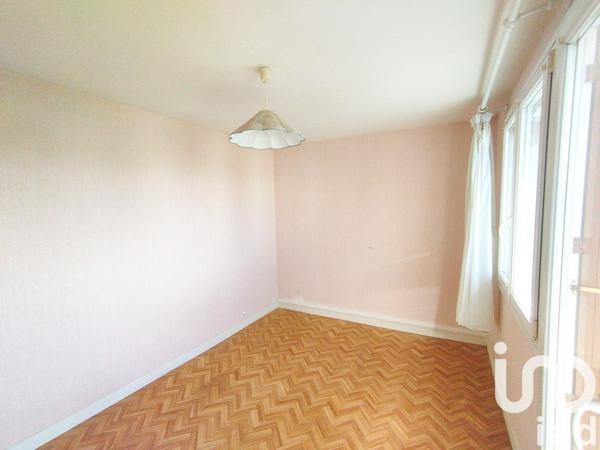 Appartement 5 pièces de 96 m² à Laval (53000)